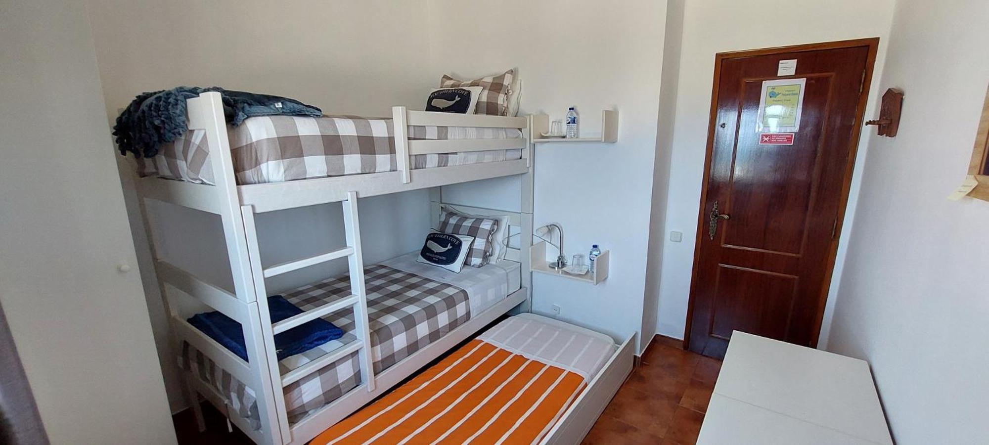 Bed and Breakfast Pequena Baleia Феррел Экстерьер фото